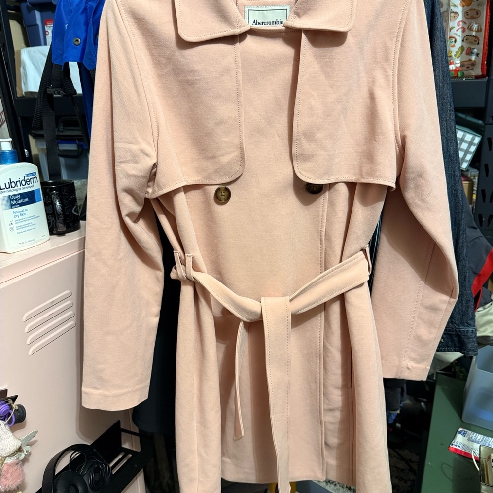 Abercrombie & Fitch Women's Blush Trench Coat